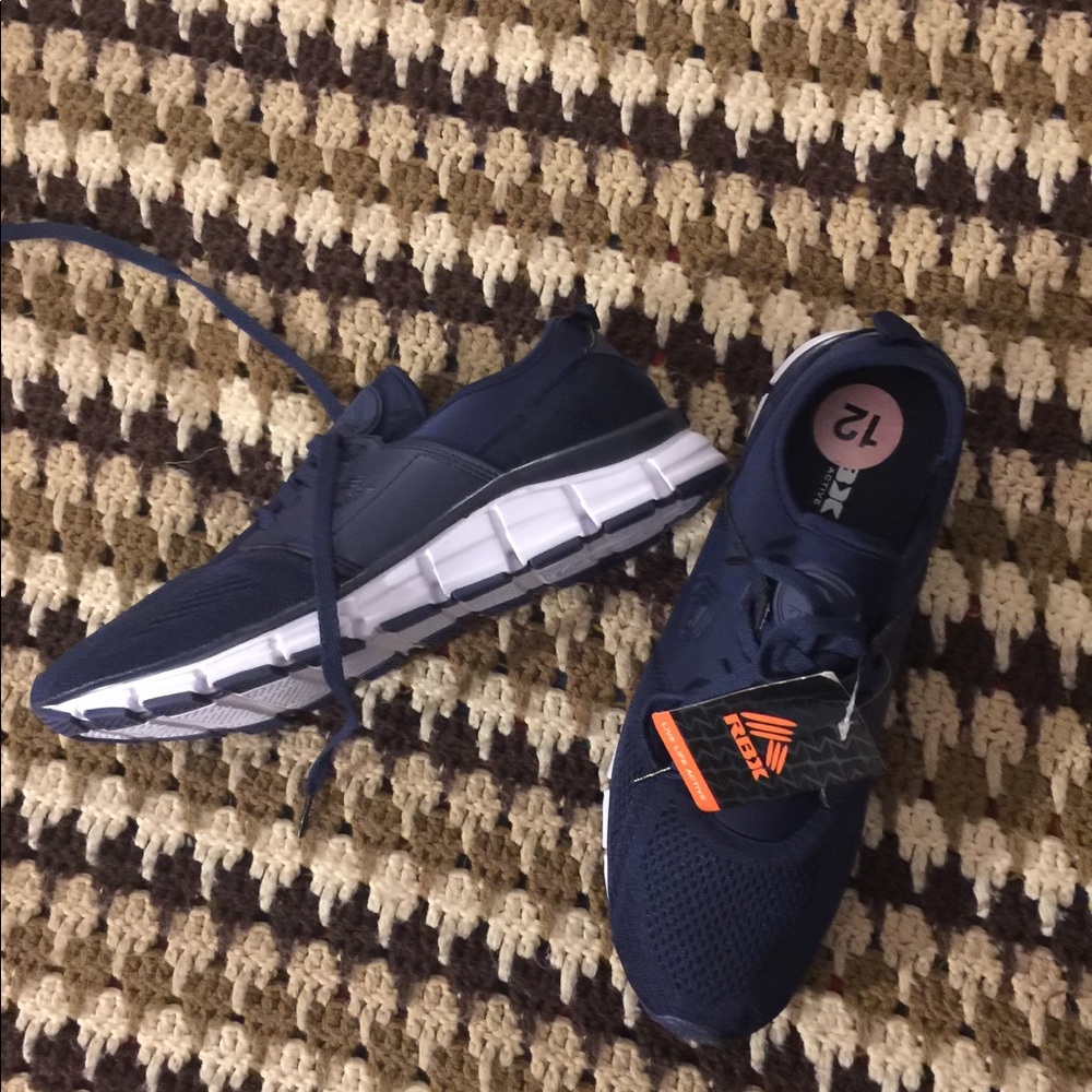 Reebok’s men’s size 12 athletic sneakers NWT